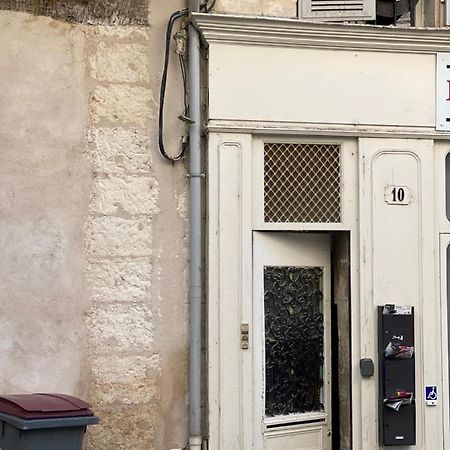 Le Pilori - Centre Historique, En Face Du Musee Du Pilori, A 2Mn A Pied De L'Hyper Centre Et Proche Toutes Commodites, Wifi-Netflix Niort Exterior foto